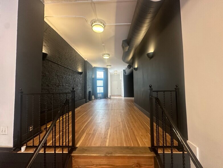 More Photos Of 72 7th Ave, Brooklyn Apartments For Lease