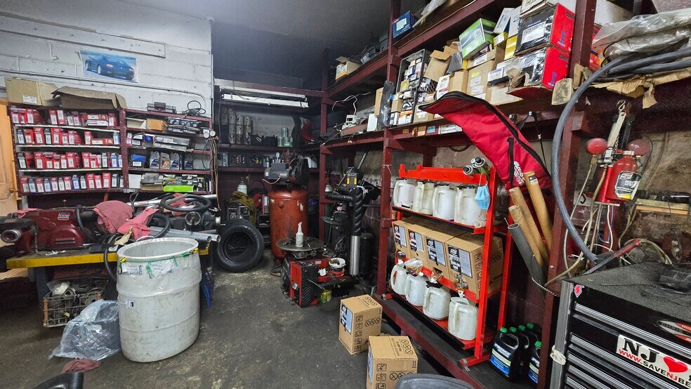 More Photos Of 422 Monroe St, Passaic Auto Repair For Sale