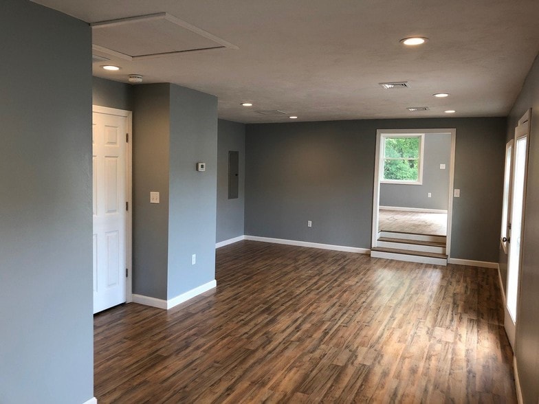 More Photos Of 396 Winthrop St, Taunton Loft Creative Space For Sale
