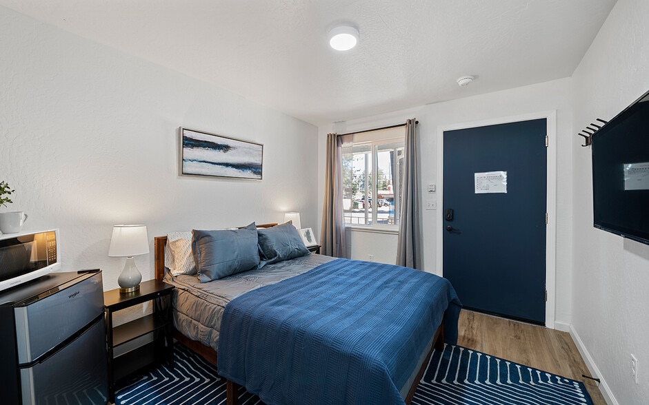 More Photos Of 3918 Pioneer Trl, South Lake Tahoe Hotel For Sale