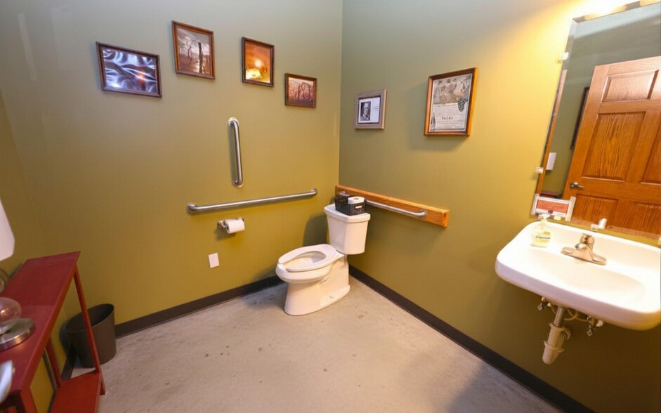 More Photos Of 7785 Hill Rd, Watervliet Specialty For Sale