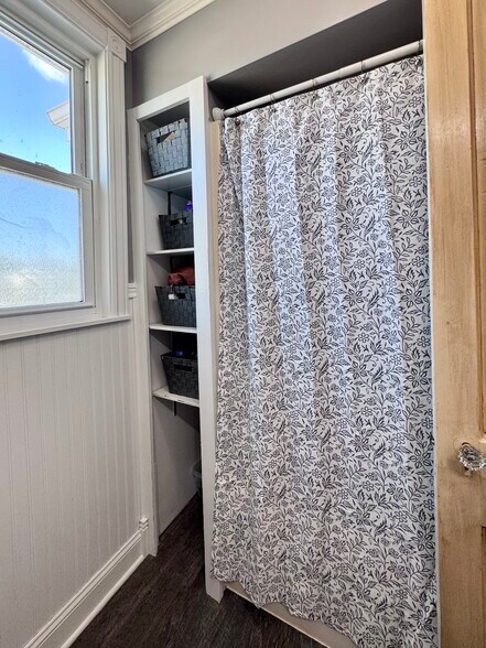 More Photos Of 1415 4th St, Fulton Storefront Retail Residential For Sale