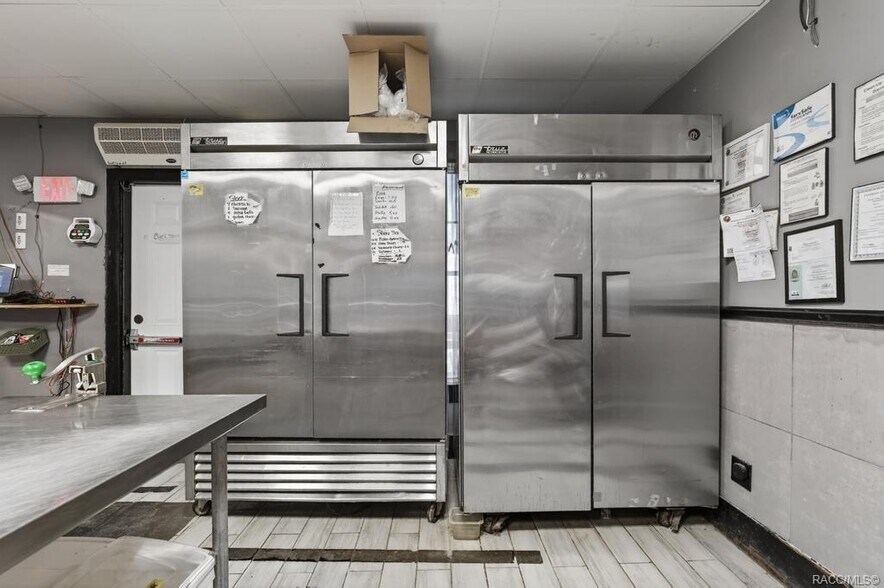 More Photos Of 125 N Main St, Hastings Restaurant For Sale