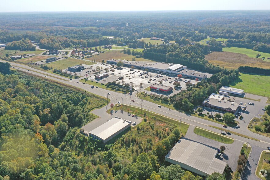 More Photos Of Freeway Dr, Reidsville Land For Lease