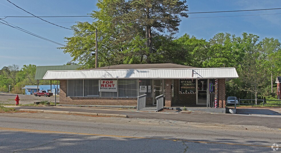 More Photos Of 115 W Main St, Lexington Restaurant For Sale