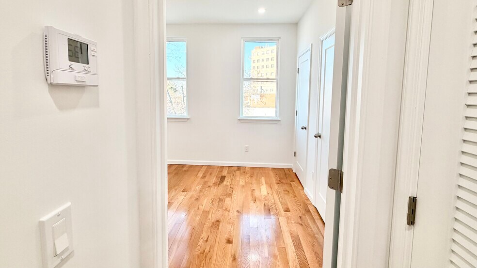 More Photos Of 5352 Cedar Ave, Philadelphia Apartments For Sale