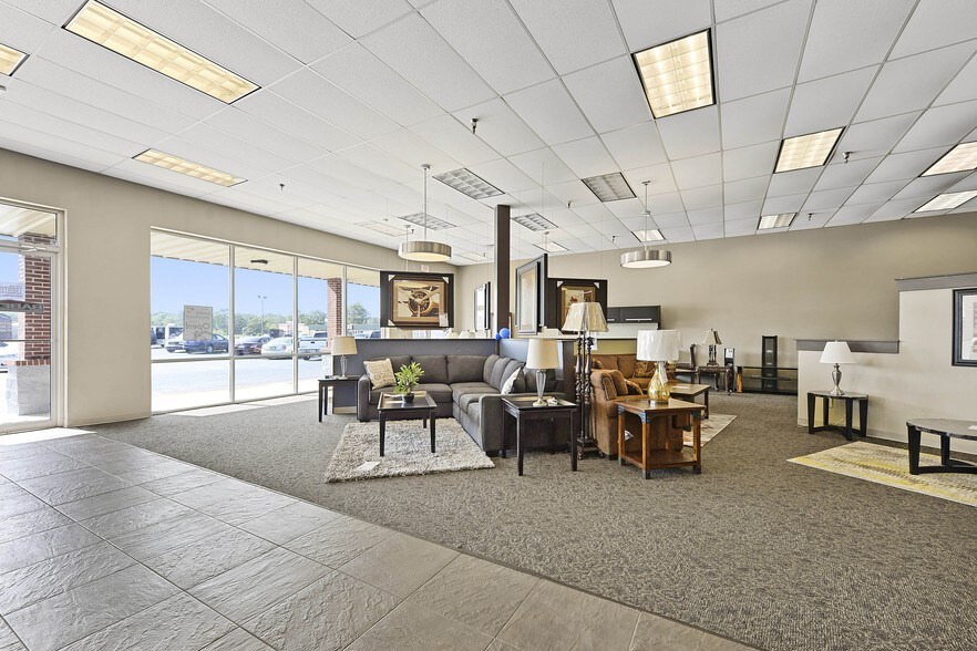 More Photos Of 3436-3544 Main St, Moss Point Unknown For Lease