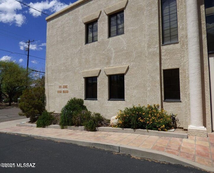 More Photos Of 360 N Court Ave, Tucson Office For Sale