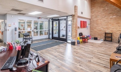 More Photos Of 1110 Eldon Baker Dr, Flint Office Residential For Lease