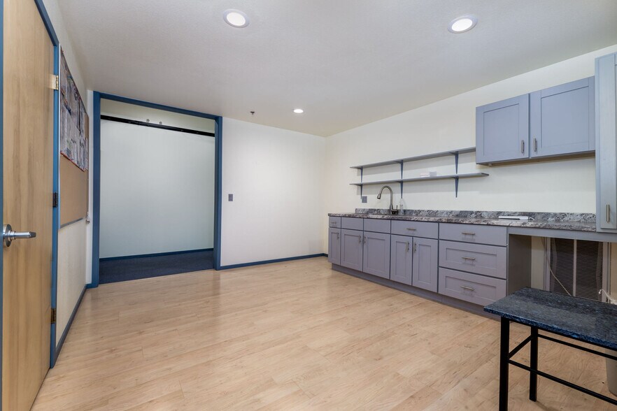 More Photos Of 870 Gold Flat Rd, Nevada City Research And Development For Sale