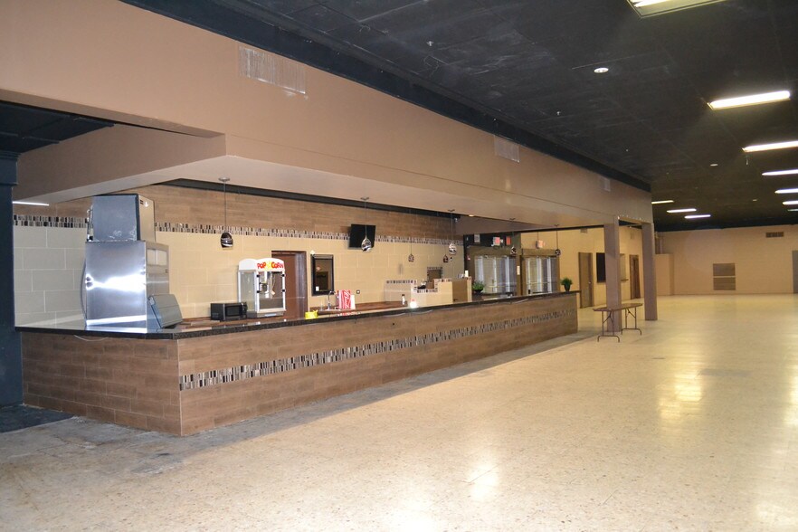 More Photos Of 5064 E Saunders St, Laredo Lodge Meeting Hall For Sale