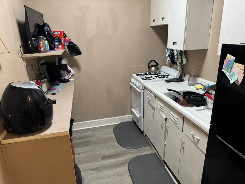 More Photos Of , Pittsburgh Multifamily For Sale