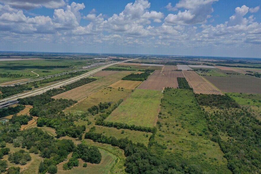 More Photos Of 1210 Darst Road, Beasley Land For Sale