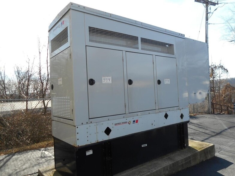 More Photos Of 44 Executive Blvd, Elmsford Loft Creative Space For Lease