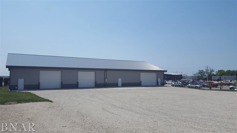 More Photos Of 2014 Cabintown Rd, Bloomington Industrial For Lease