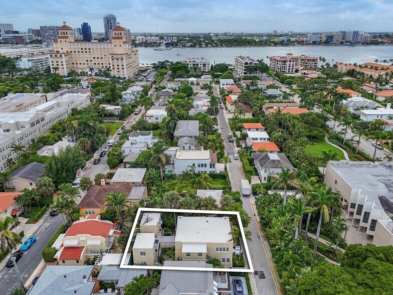 More Photos Of 212 Oleander Ave, Palm Beach Apartments For Sale