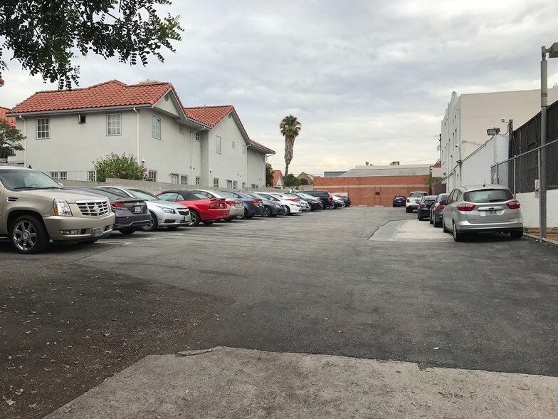 More Photos Of 1229 E Colorado Blvd, Pasadena Storefront For Lease