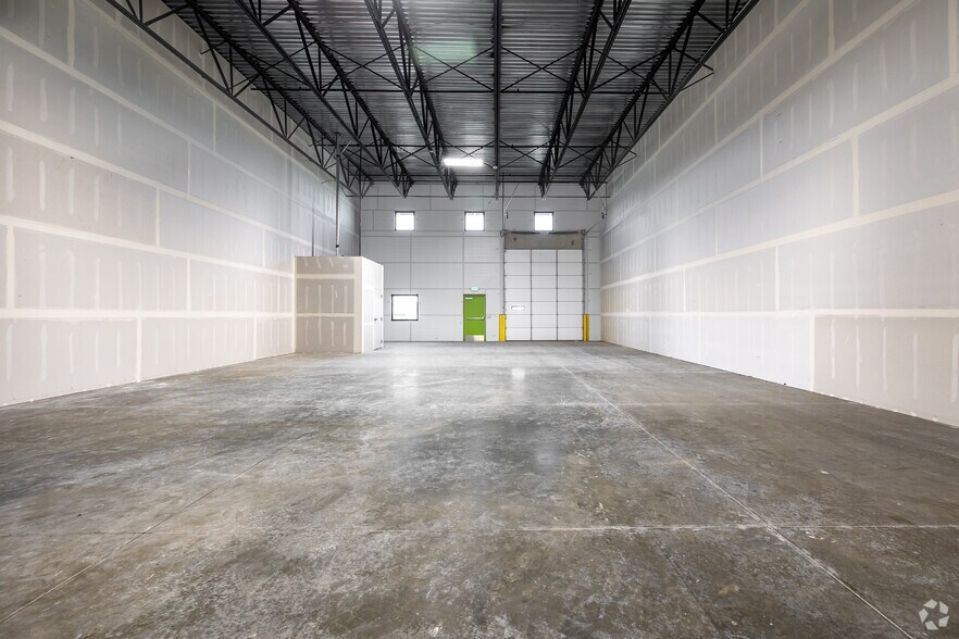 More Photos Of 5718 W 3500 South, West Valley Warehouse For Lease