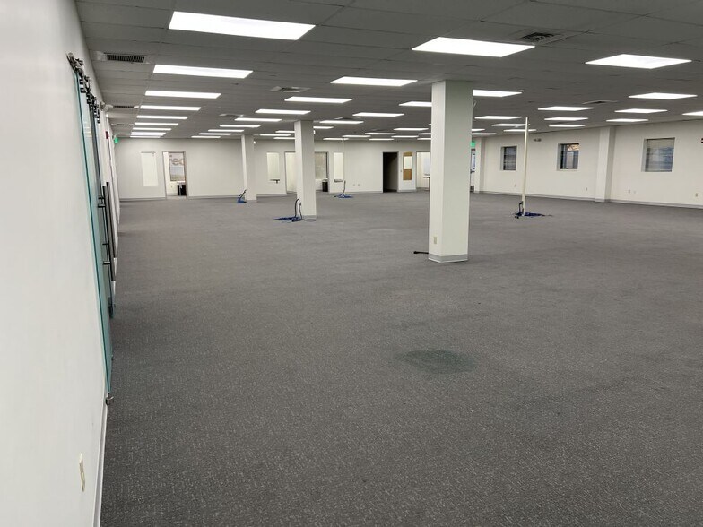 More Photos Of 16 Commercial St, Branford Research And Development For Lease