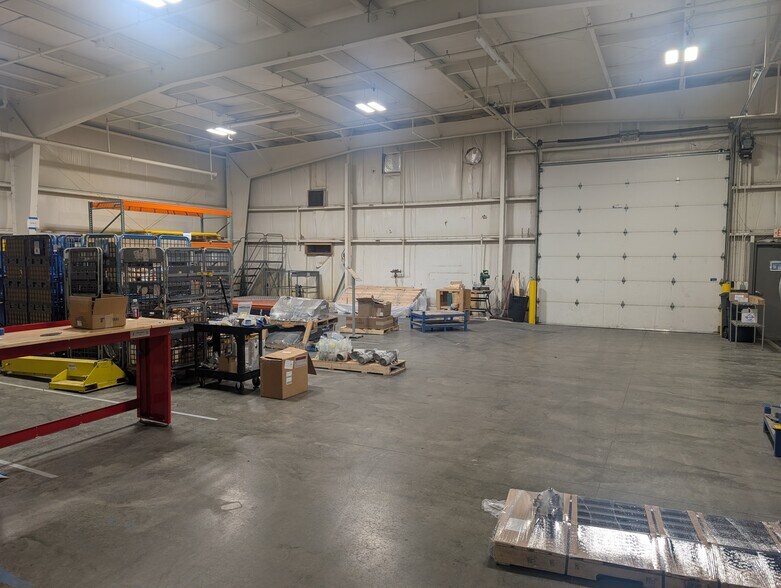 More Photos Of 4498-4518 128th Ave, Holland Manufacturing For Sale