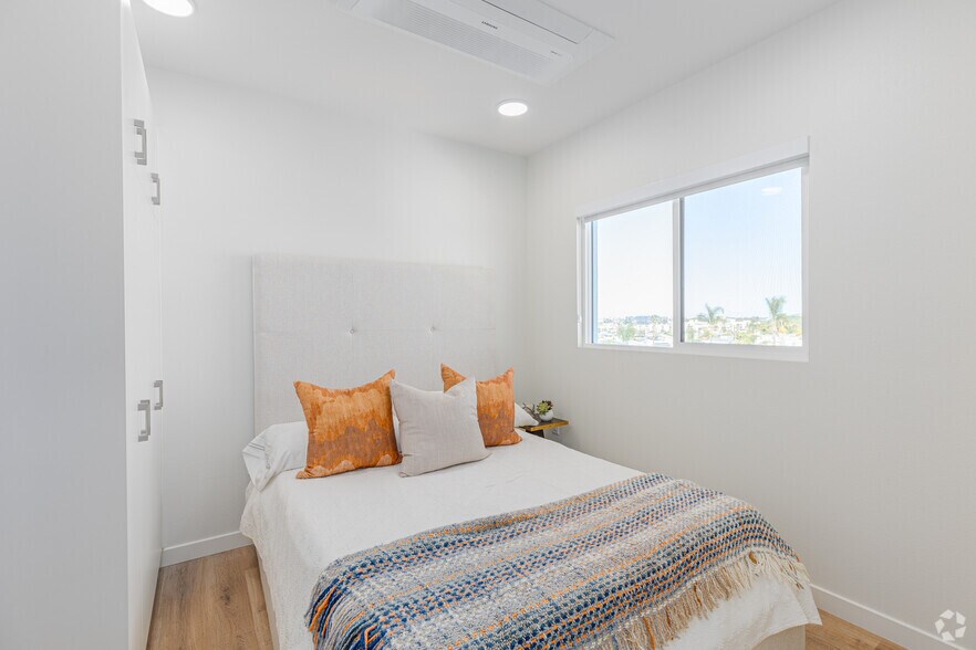 More Photos Of 3943 Oregon St, San Diego Apartments For Sale