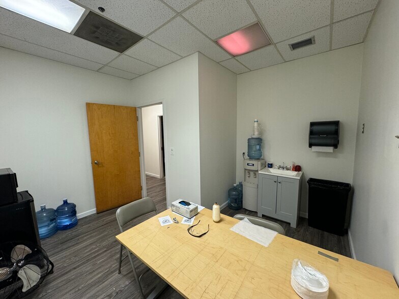 More Photos Of 110 Pomponio Ave, South Plainfield Manufacturing For Sale