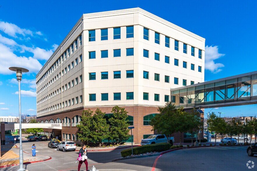 More Photos Of 1250 8th Ave, Fort Worth Medical For Lease