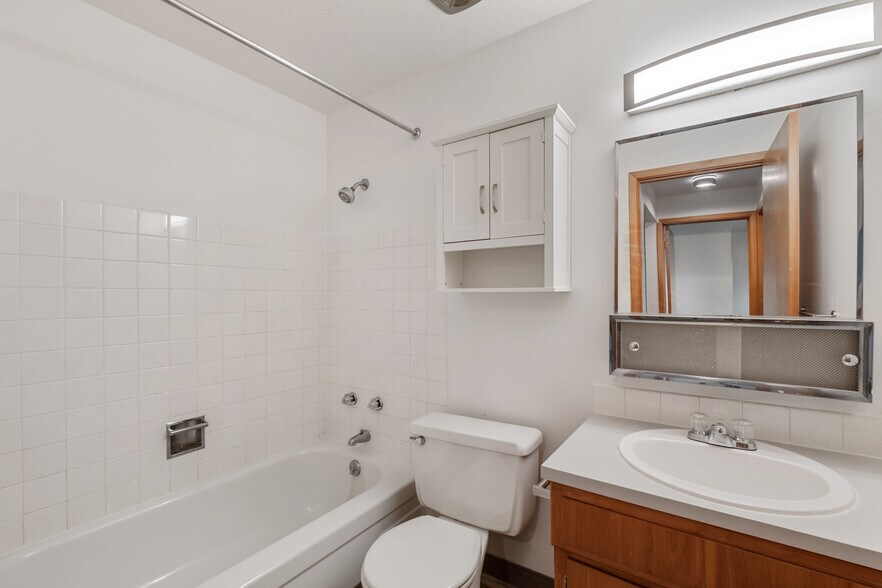 More Photos Of 6615 N Atlantic St, Spokane Apartments For Sale