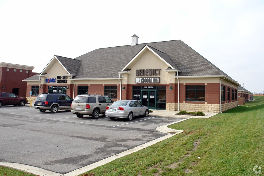 More Photos Of 11700 Olio Rd, Fishers Unknown For Lease