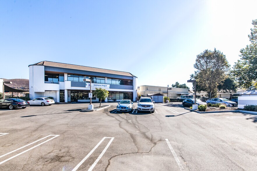 More Photos Of 2860 E Thousand Oaks Blvd, Thousand Oaks Office For Lease