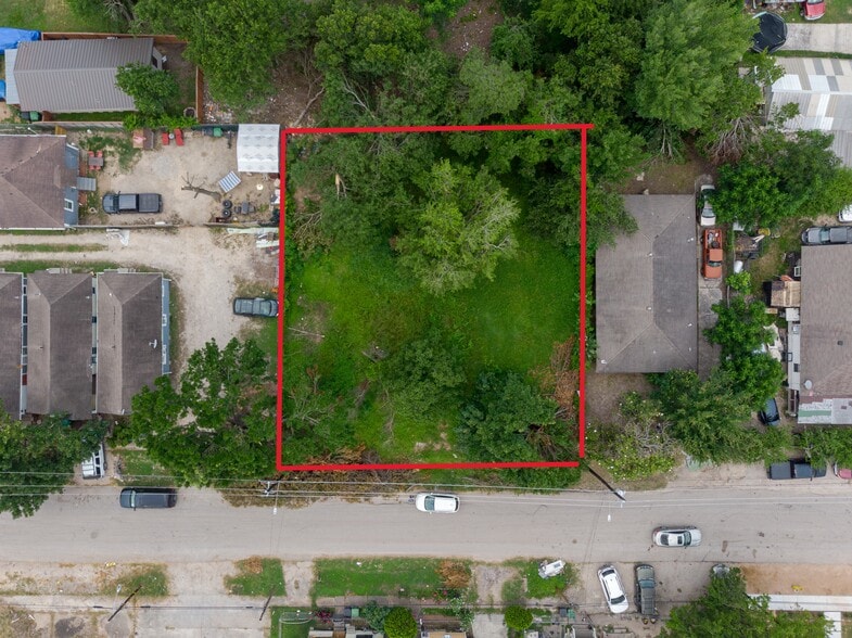 More Photos Of 2015 Gregg st, Houston Land For Sale