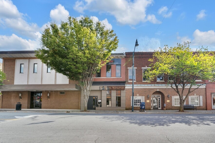 More Photos Of 111 Sunset Ave, Asheboro Office Residential For Sale