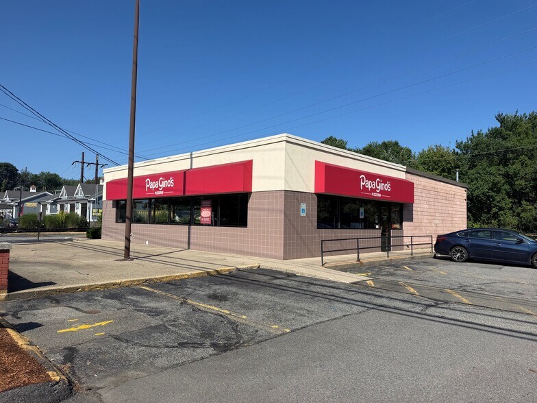 Primary Photo Of 885 Belmont St, Brockton Restaurant For Sale