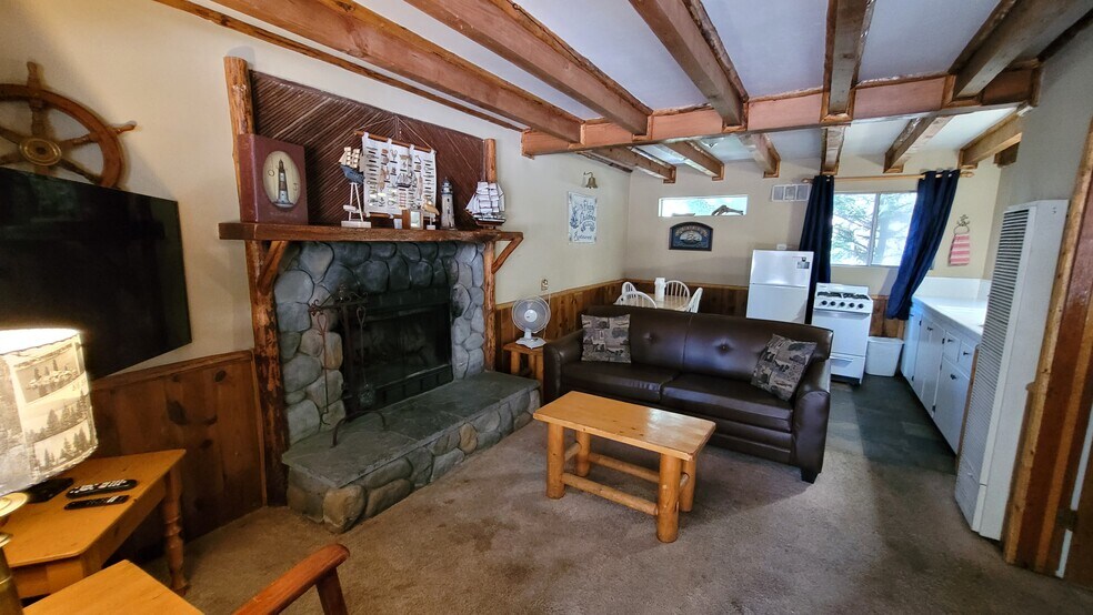 More Photos Of 42268 Moonridge Rd, Big Bear Lake Hospitality For Sale