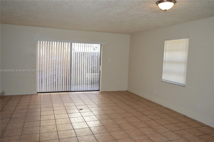 More Photos Of 1741 SW 40th Ter, Fort Lauderdale Apartments For Sale