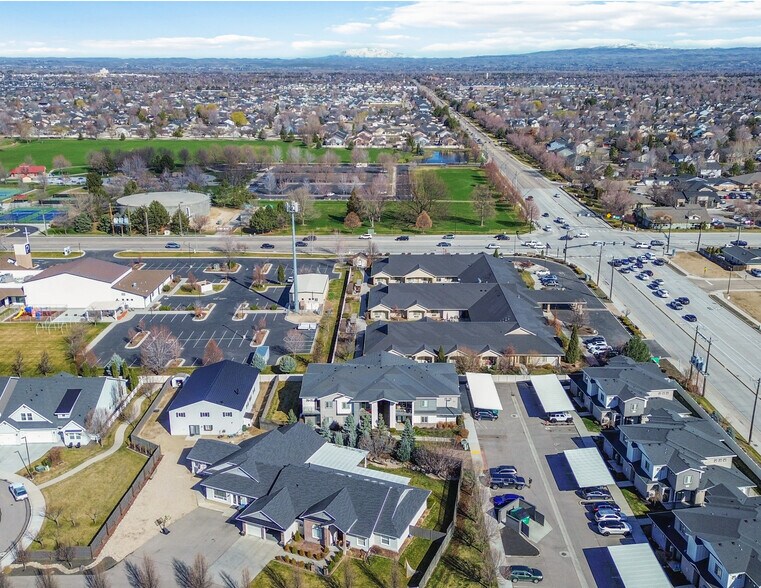 More Photos Of 2985 N Meridian Rd, Meridian Apartments For Sale