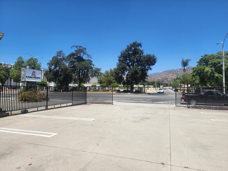 More Photos Of 578-580 E Foothill Blvd, Azusa Loft Creative Space For Lease