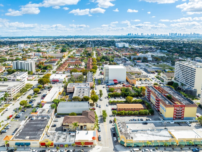 More Photos Of 25 E 4th St, Hialeah Office For Lease