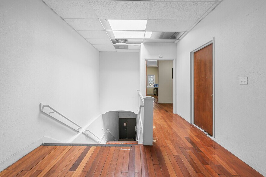 More Photos Of 10640 Main St, El Monte Storefront For Sale