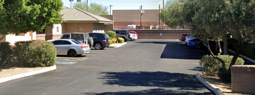 More Photos Of 4111 N 36th St, Phoenix Veterinarian Kennel For Sale