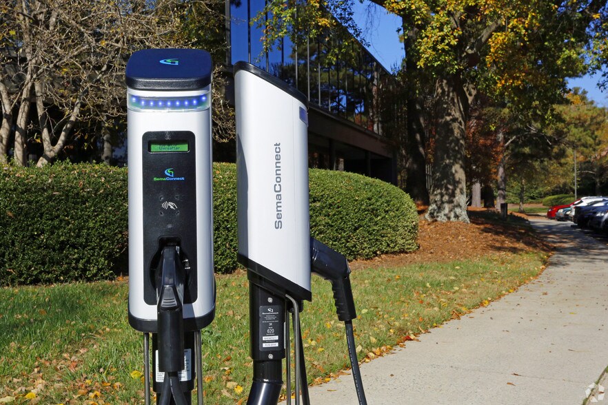 More Photos Of 6025 The Corners Pky, Peachtree Corners Office For Lease