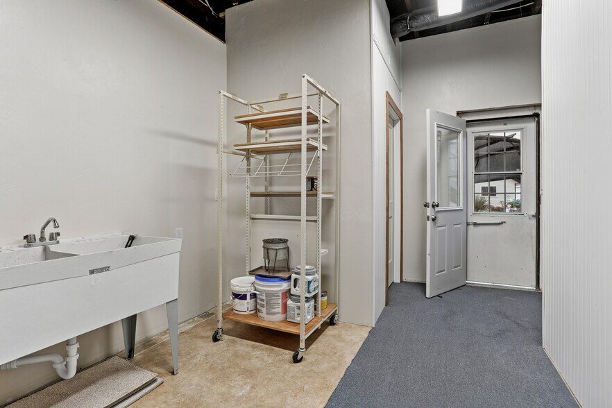 More Photos Of 2114 Wisconsin Ave, New Holstein Storefront Retail Residential For Sale