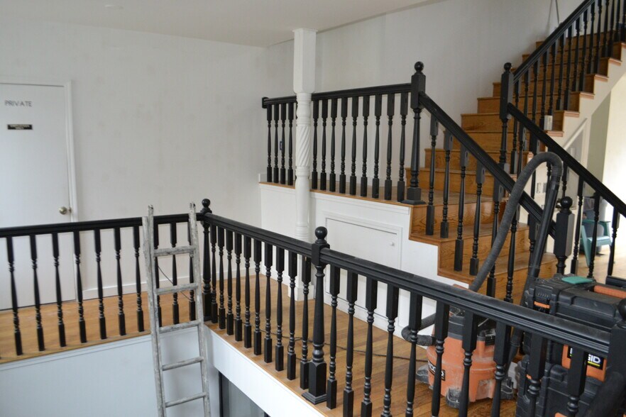 More Photos Of 9 Monroe St, Ellicottville Storefront Retail Residential For Lease