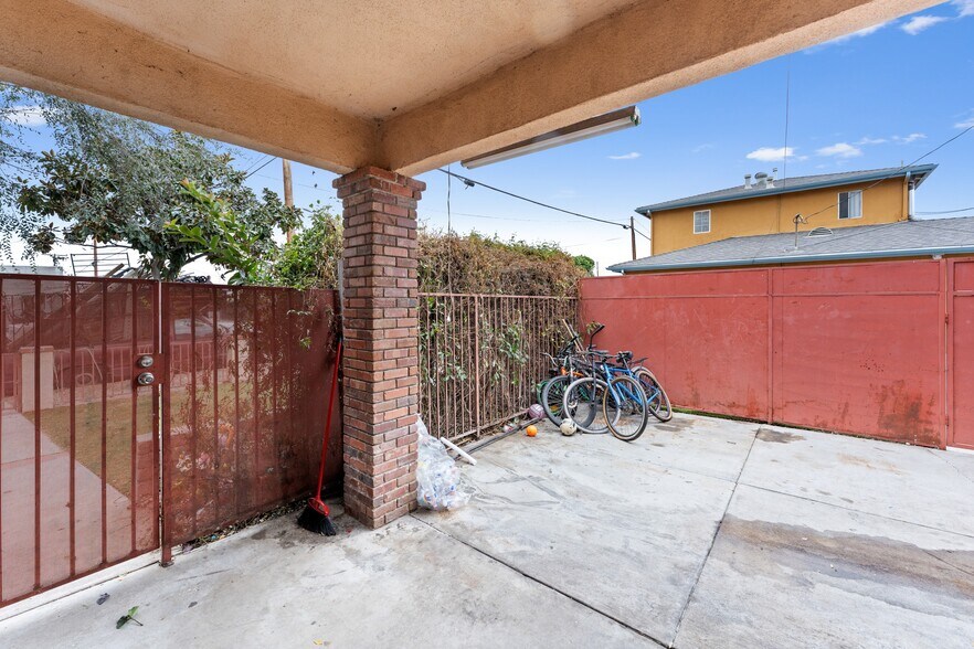 More Photos Of 8720 Villa Dr, Whittier Apartments For Sale