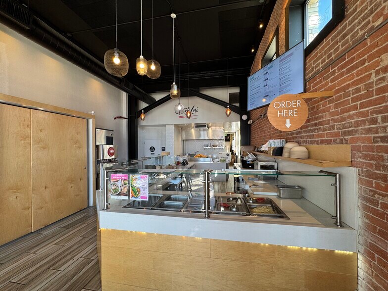 More Photos Of 7501-7505 W Sunset Blvd, Los Angeles Restaurant For Lease