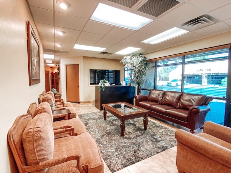 More Photos Of 8035 N 85th Way, Scottsdale Office For Lease