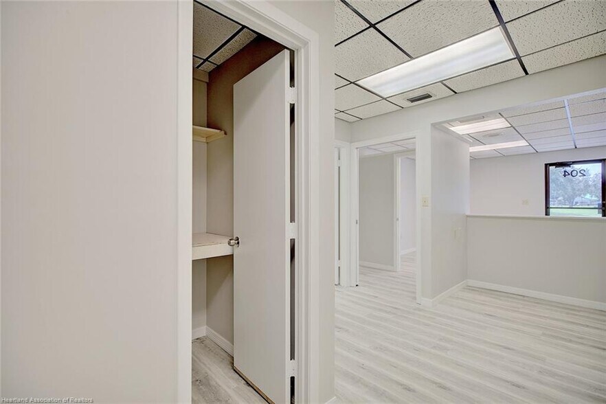 More Photos Of 204-206 W Interlake Blvd, Lake Placid Medical For Sale
