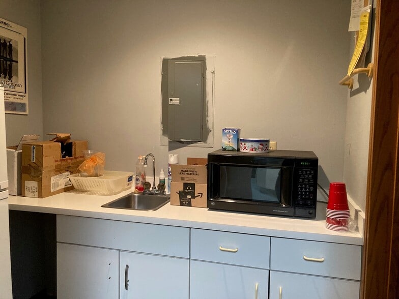 More Photos Of 6629 University Ave, Middleton Storefront Retail Office For Sale