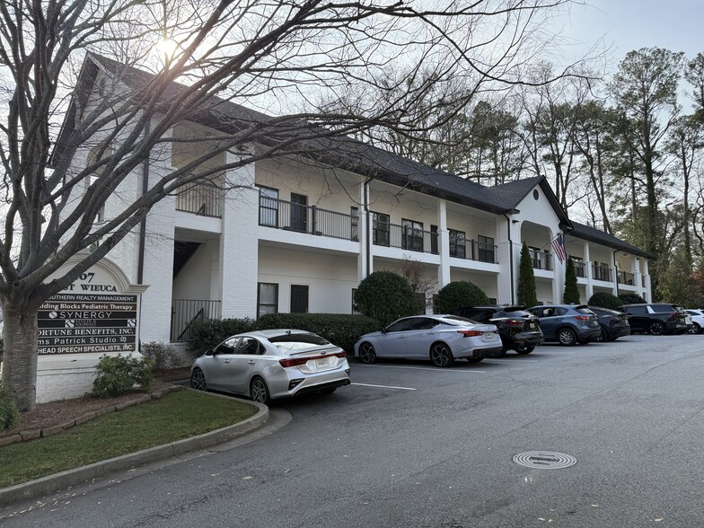 Primary Photo Of 267 W Wieuca Rd NE, Atlanta Office For Sale