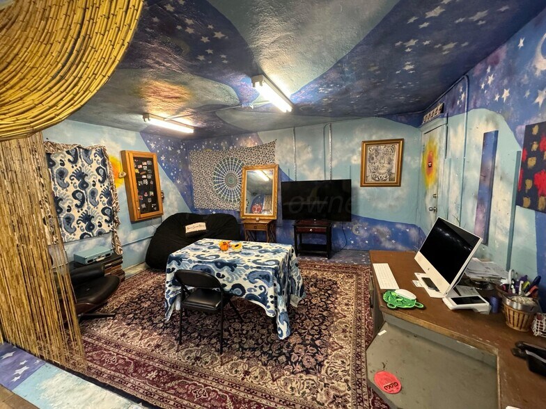 More Photos Of 907 S Madison St, Amarillo Storefront Retail Residential For Sale